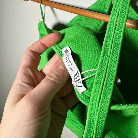 NWT  ZARA green cropped top S - Picture 6 of 7